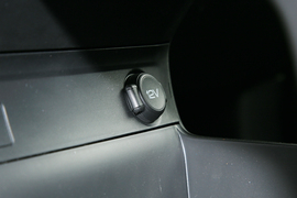 2022款东风风神E70