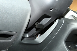 2022款东风风神E70