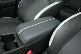 2022款东风风神E70