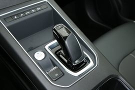 2022款东风风神E70