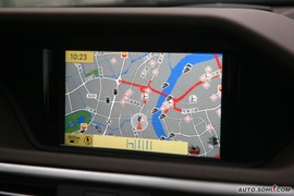 2009款奔驰E300试驾