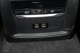 2021款宝马M4
