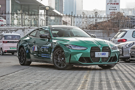 2021款宝马M4