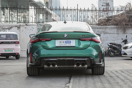 2021款宝马M4
