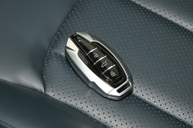 2021款北汽瑞翔X5