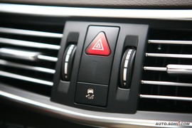 2009款奔驰E300试驾