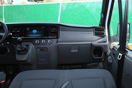 2021款福特新世代全顺