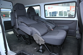 2021款福特新世代全顺