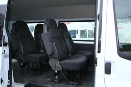 2021款福特新世代全顺