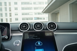 2022款奔驰C