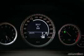 奔驰E300