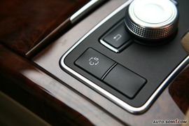 奔驰E300