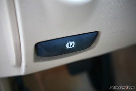 奔驰E300