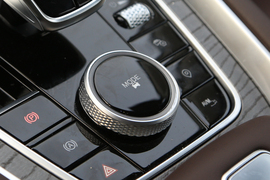 2022款奇瑞瑞虎8