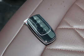 2022款奇瑞瑞虎8