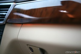 奔驰E300