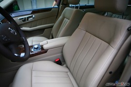 奔驰E300