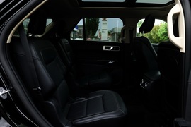 2022款福特探险者