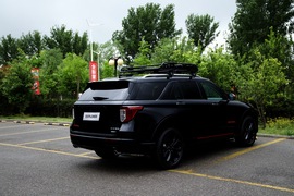 2022款福特探险者