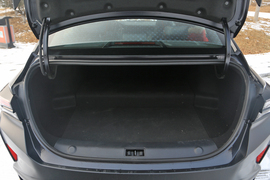 2021款东风风神奕炫MAX