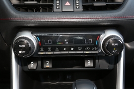   2021款丰田威兰达新能源 高性能版 2.5L 两驱劲擎版