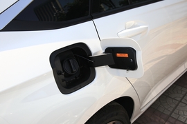 2021款东风风神奕炫MAX