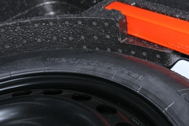 2021款东风风神奕炫MAX