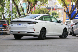 2021款东风风神奕炫MAX