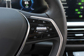 2022款雷诺江铃羿