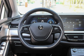 2022款雷诺江铃羿