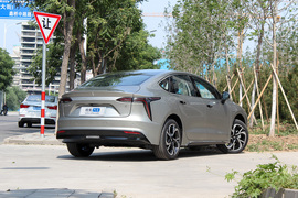 2022款雷诺江铃羿