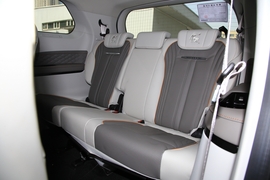 2022款东风风行·游艇