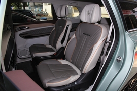 2022款东风风行·游艇