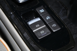 2022款东风风行·游艇