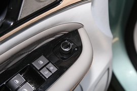 2022款东风风行·游艇