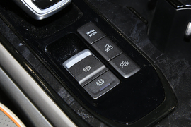 2022款东风风行·游艇