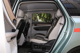 2022款东风风行·游艇