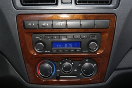 2022款长安睿行EM60