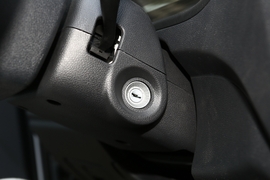 2022款长安睿行EM60