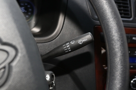 2022款长安睿行EM60