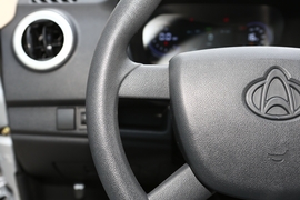 2022款长安睿行EM60