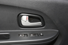 2022款长安睿行EM60