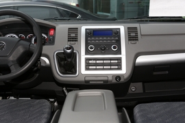 2022款福田风景G7