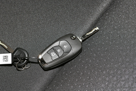 2022款雪佛兰科沃兹