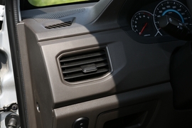 2021款五菱荣光新卡