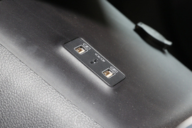 2021款比亚迪秦PLUS