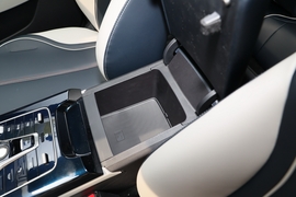 2021款比亚迪秦PLUS