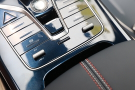 2021款比亚迪秦PLUS