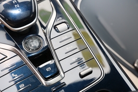 2021款比亚迪秦PLUS