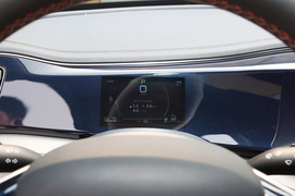 2021款比亚迪秦PLUS